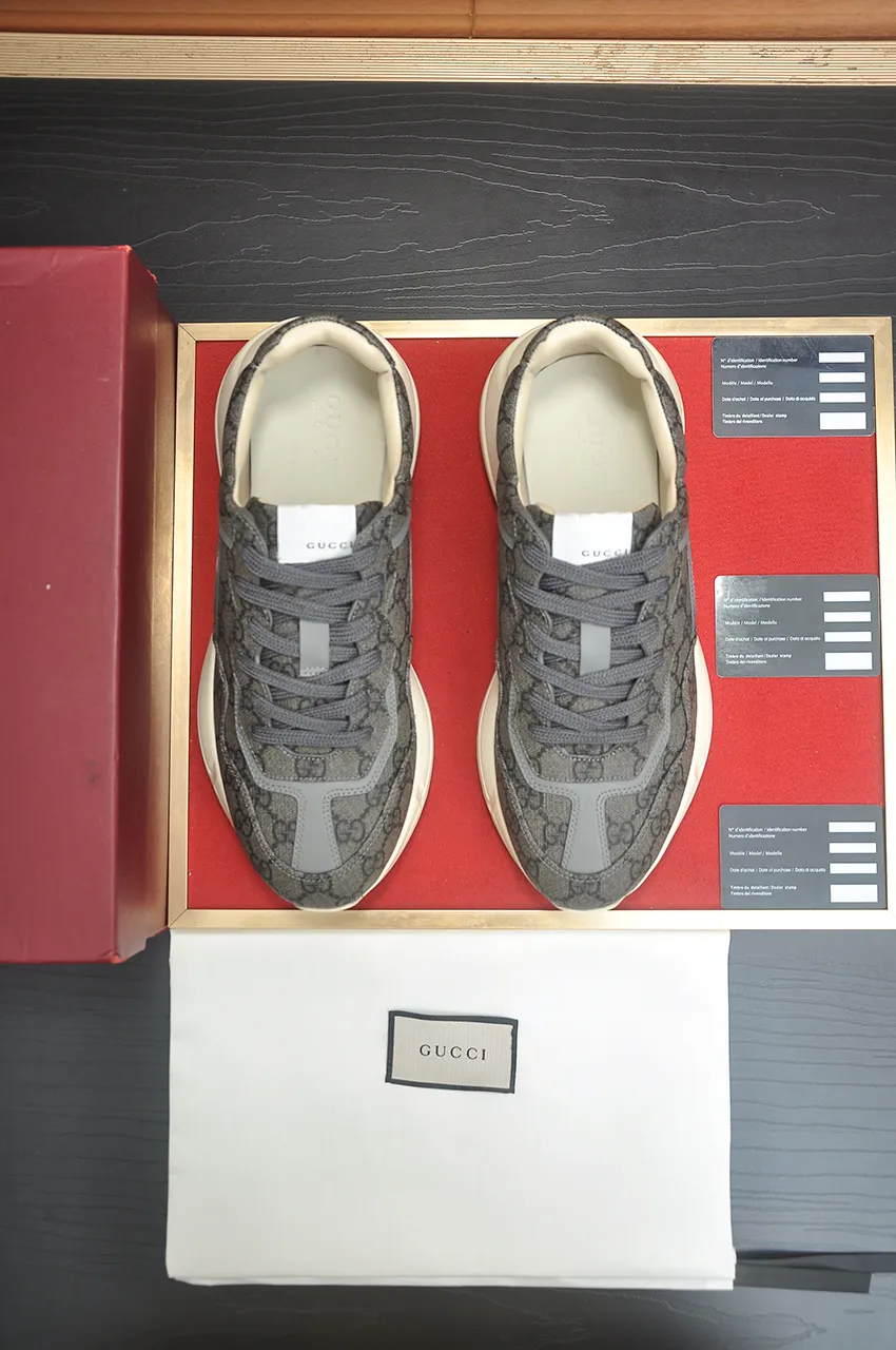 Men's shoes 💰540💶【GUCCI】 (couple style) (the highest version of Gucci's popular dad shoes. 🚹🚹2023 counter sales simultaneously ,, the upper is made of imported cowhide, comfortable sheepskin lining, great foot feel, original lightweight shock-absorbing thickened foam outsole, simple color matching, versatile and handsome, code number: 35-40 for women, 38-45 for men (45 is customized and non-returnable) "Full set of packaging, card, certificate, cloth bag, handbag"